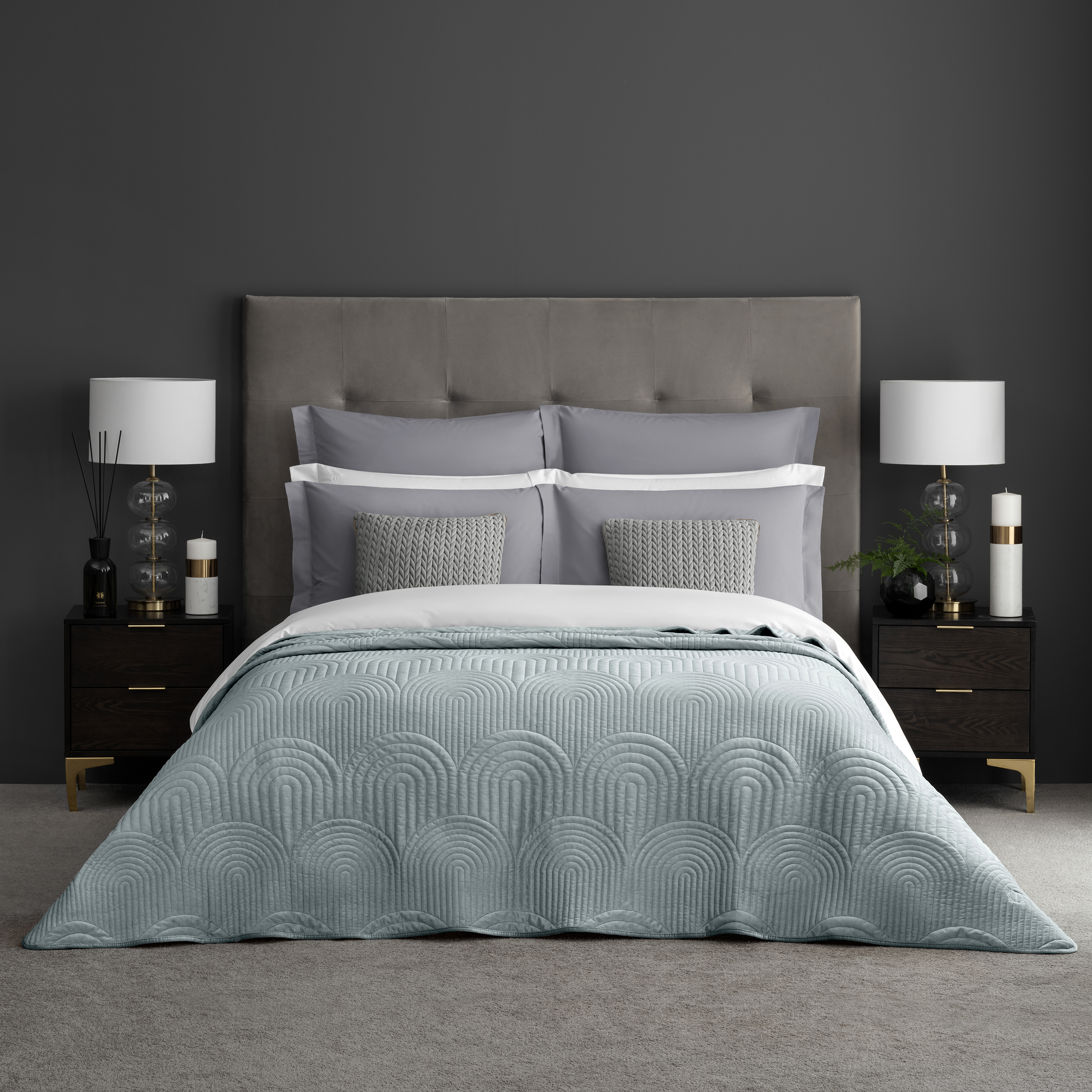 Покрывало Togas Элизиум серый 250х260 см